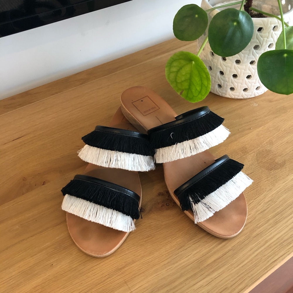 Dolce Vita fringe haya sandals black and white 7.5